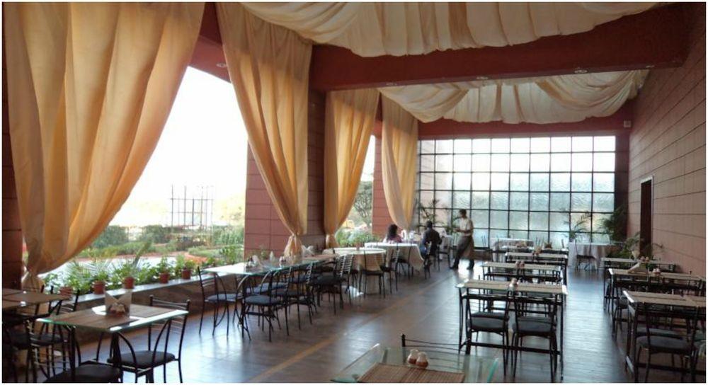 Vits Hotel Pune Eksteriør billede