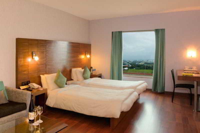 Vits Hotel Pune Værelse billede